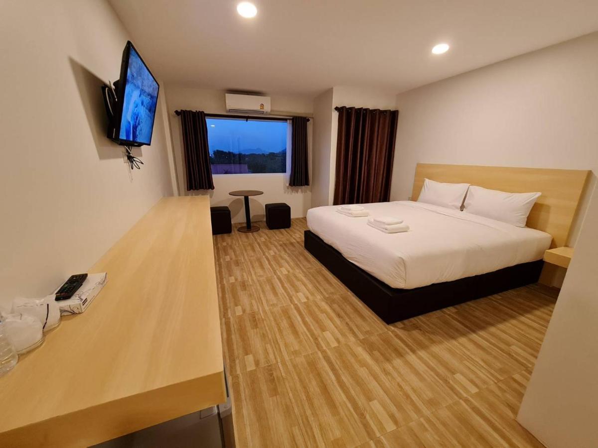 The Charlotte Smart Hotel Lop Buri Dış mekan fotoğraf