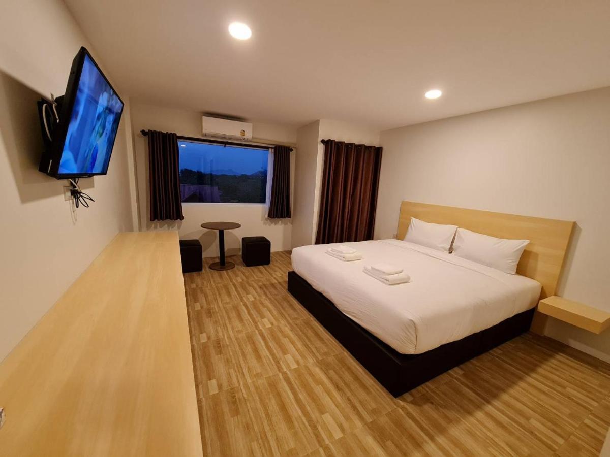 The Charlotte Smart Hotel Lop Buri Dış mekan fotoğraf