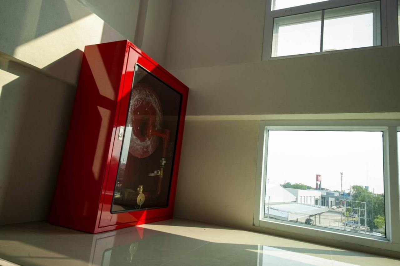 The Charlotte Smart Hotel Lop Buri Dış mekan fotoğraf