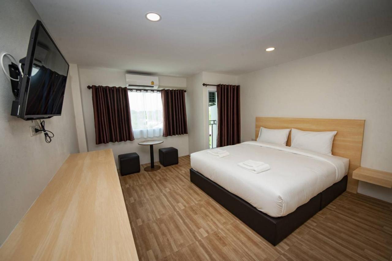 The Charlotte Smart Hotel Lop Buri Dış mekan fotoğraf