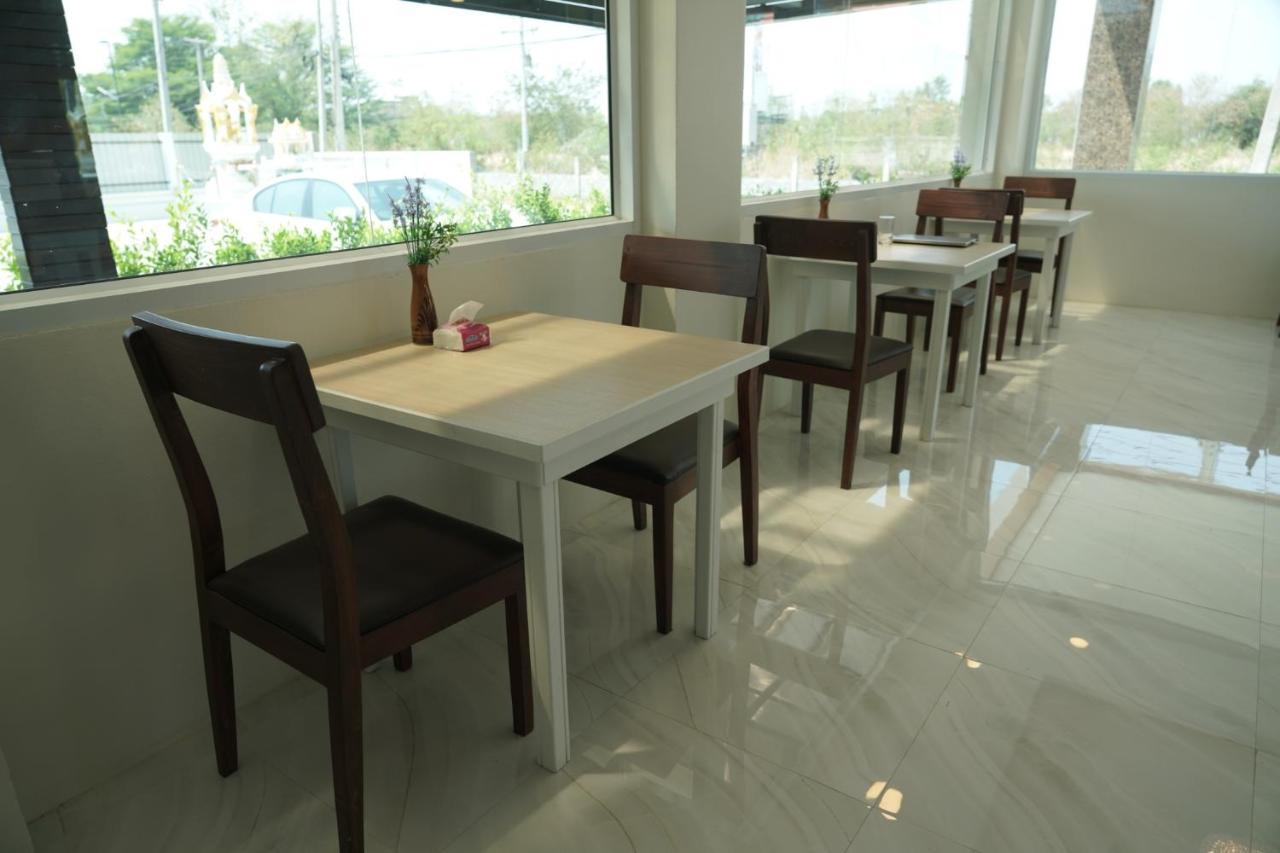 The Charlotte Smart Hotel Lop Buri Dış mekan fotoğraf