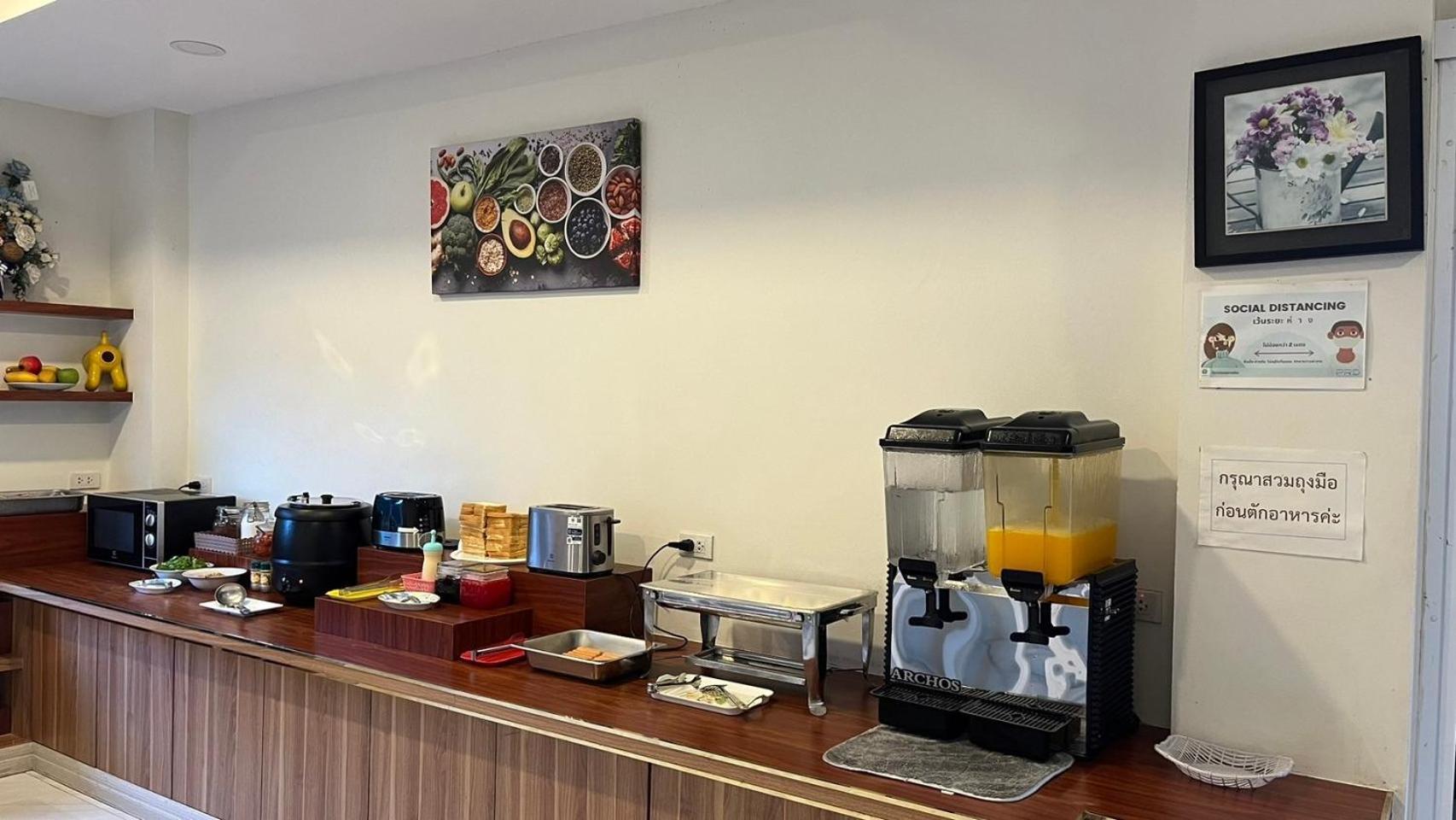 The Charlotte Smart Hotel Lop Buri Dış mekan fotoğraf