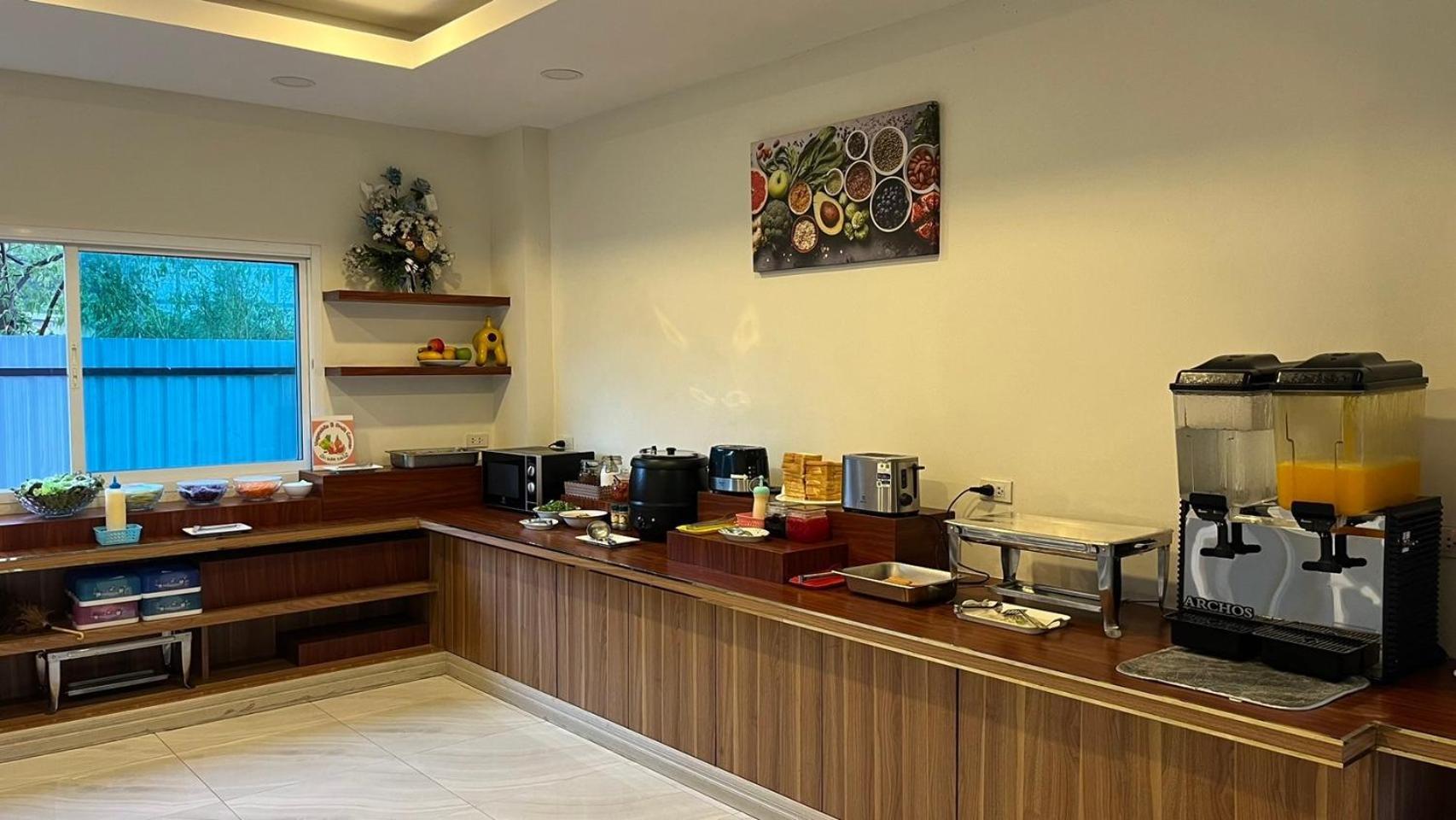 The Charlotte Smart Hotel Lop Buri Dış mekan fotoğraf